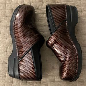 Dansko XP Clogs